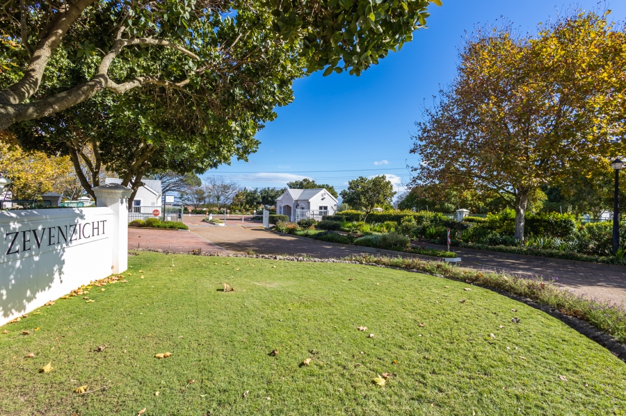 0 Bedroom Property for Sale in Zevenzicht Western Cape